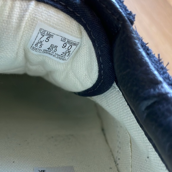 Vans hairy suede old skool women 9 men 7.5 - Picture 9 of 9